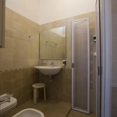 Hotell Desiree 3*