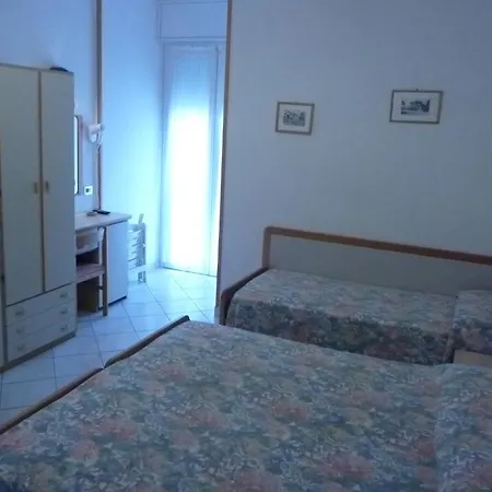 Desiree Hotel Cesenatico